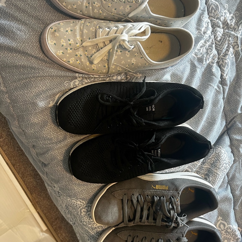 Women's Black and Gray Sneakers